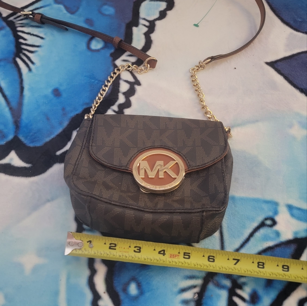 Micheal kors brown small purse